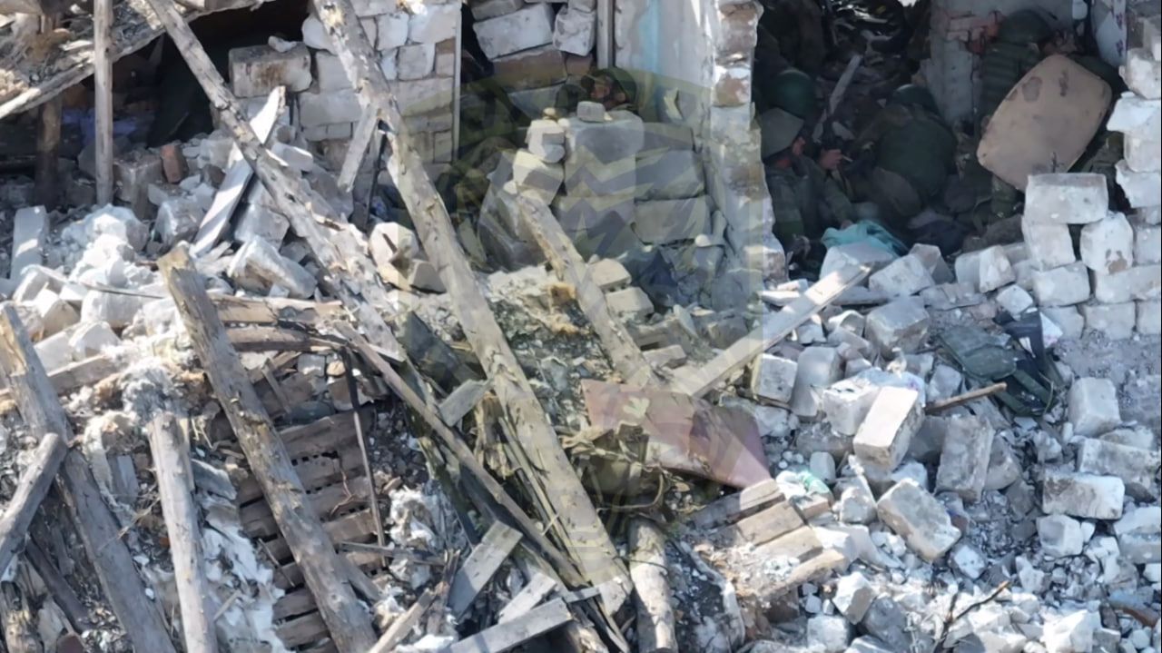 Вау-троллинг от ВСУ: оккупантам устроили огненную "вечеринку со спецэффектами"