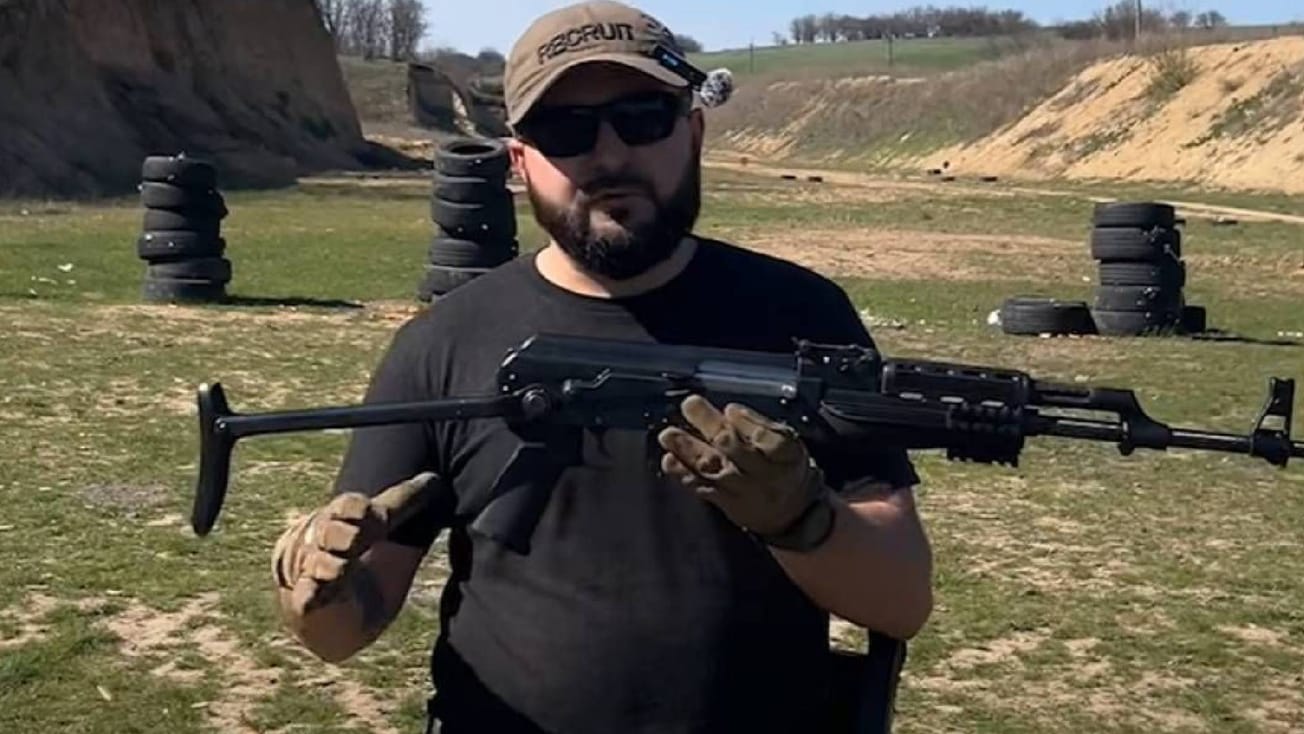 Россияне начали использовать китайские автоматы Type 56-1 на войне против Украины