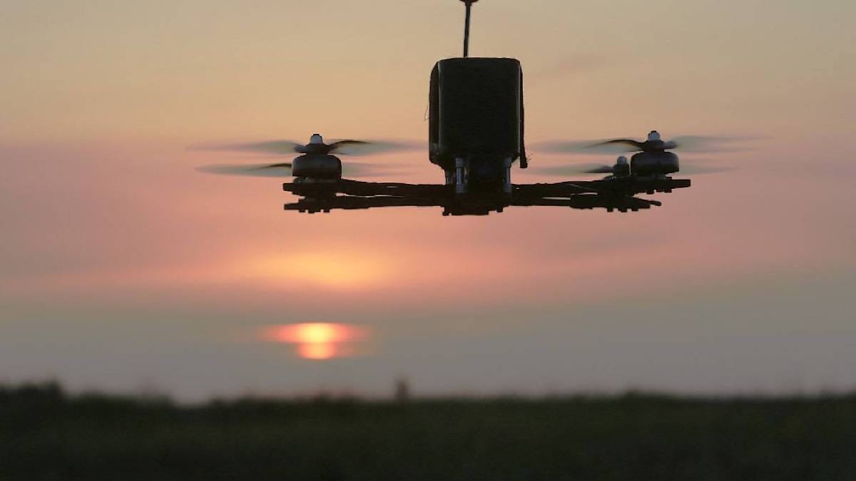 "По тебе стреляют свои": россияне атаковали пленного "побратима", следовавшего за дроном ВСУ