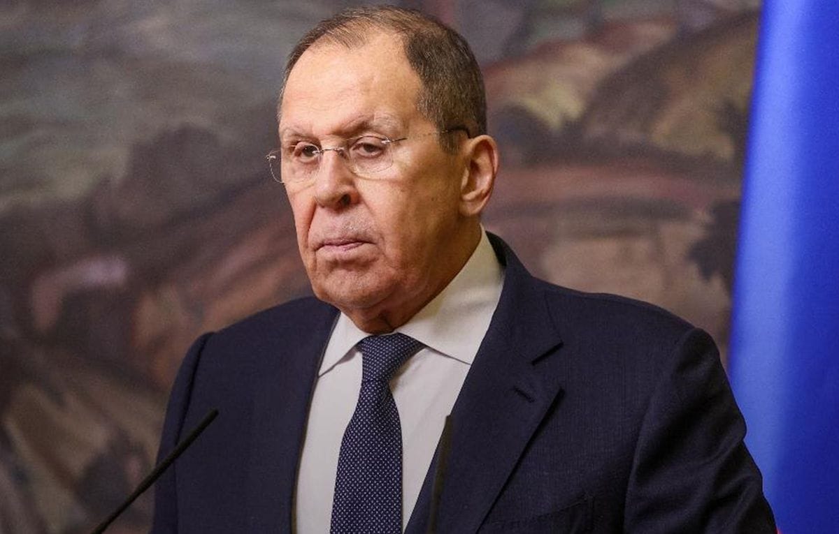 Россияне дали заднюю: Лавров опроверг слова Путина о русском языке как втором государственном в Украине