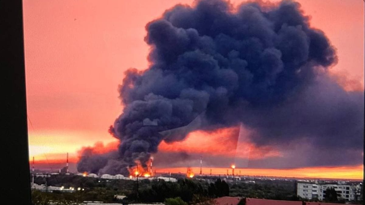 Куйбышевский НПЗ в Самаре приостановил работу после атаки дронов, – СМИ